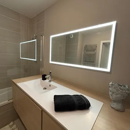 Apartment Bel Dans De Standing *